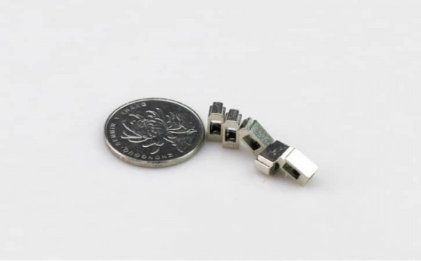 叶浩电气：标杆技术打造高质量uk合金压线框